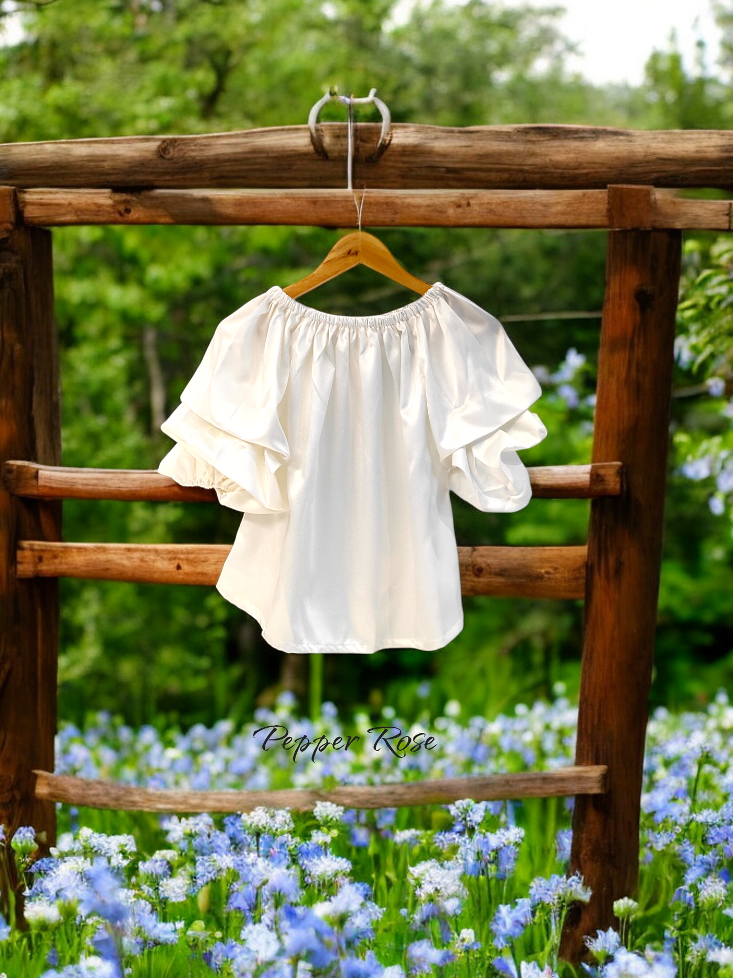 Aria Grain Texture Top with Puff Sleeves - White