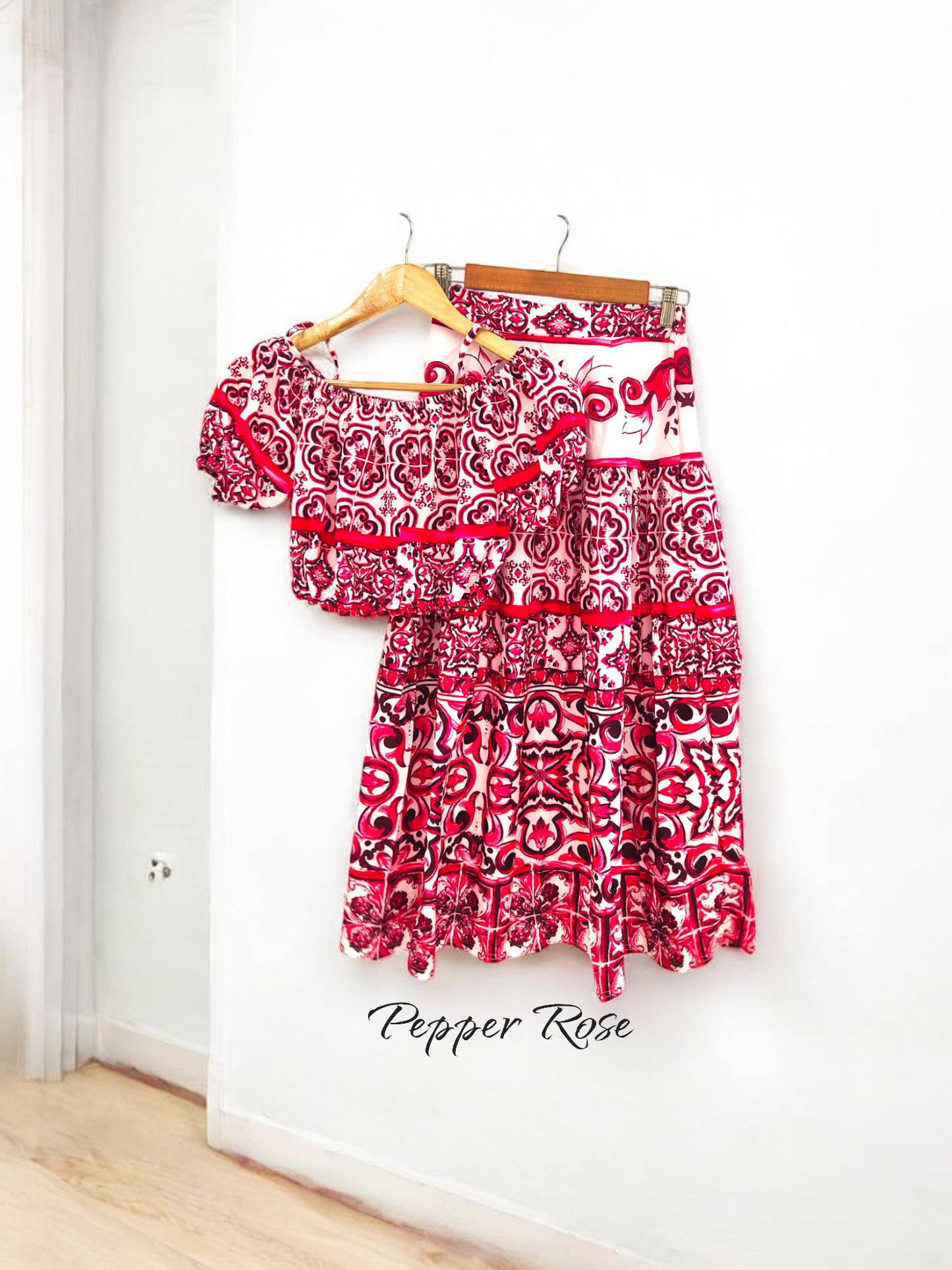 Amyra Floral Co-Ord Set with Crop Top & Skirt - Pink/White