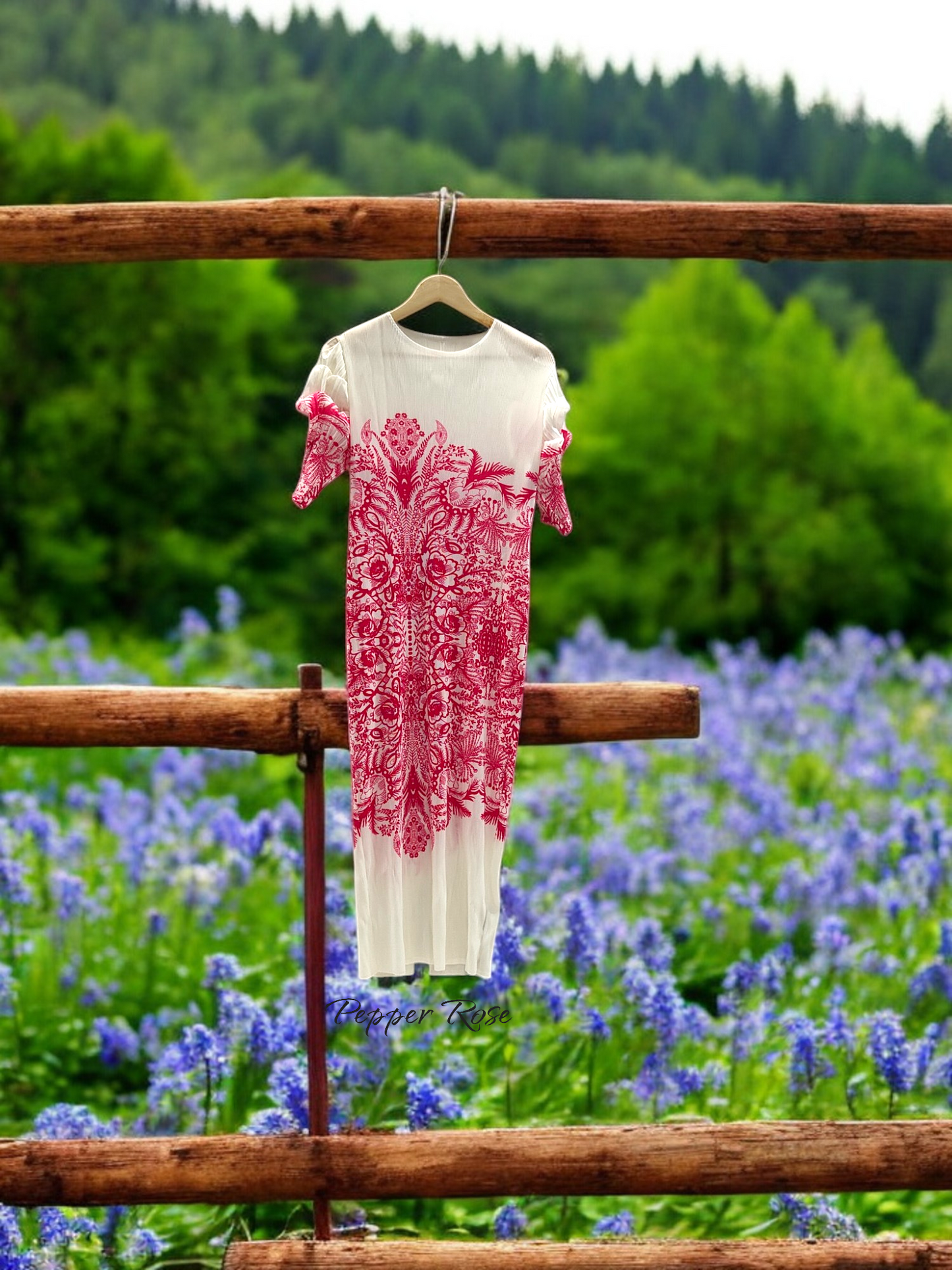 Miyake pleated printed bodycon Dress - White & Pink