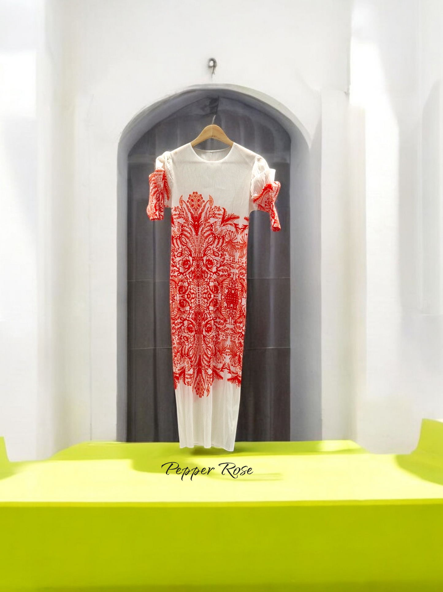 Miyake pleated printed bodycon Dress - White & Orange