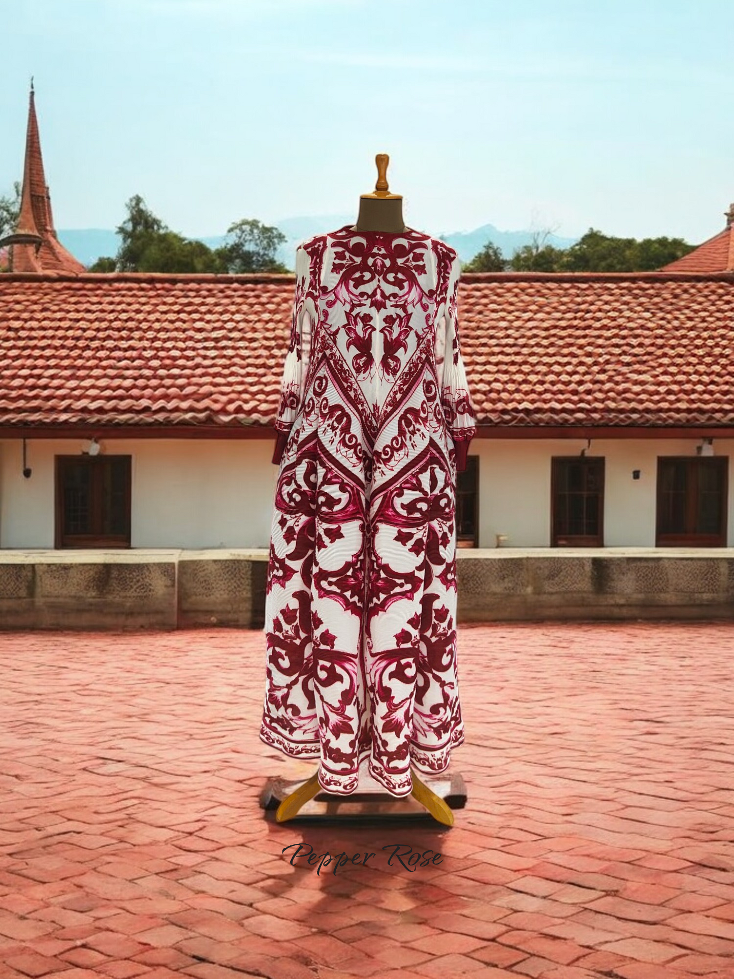 Miyake Pleated Porcelain print Retro Dress - Maroon & White