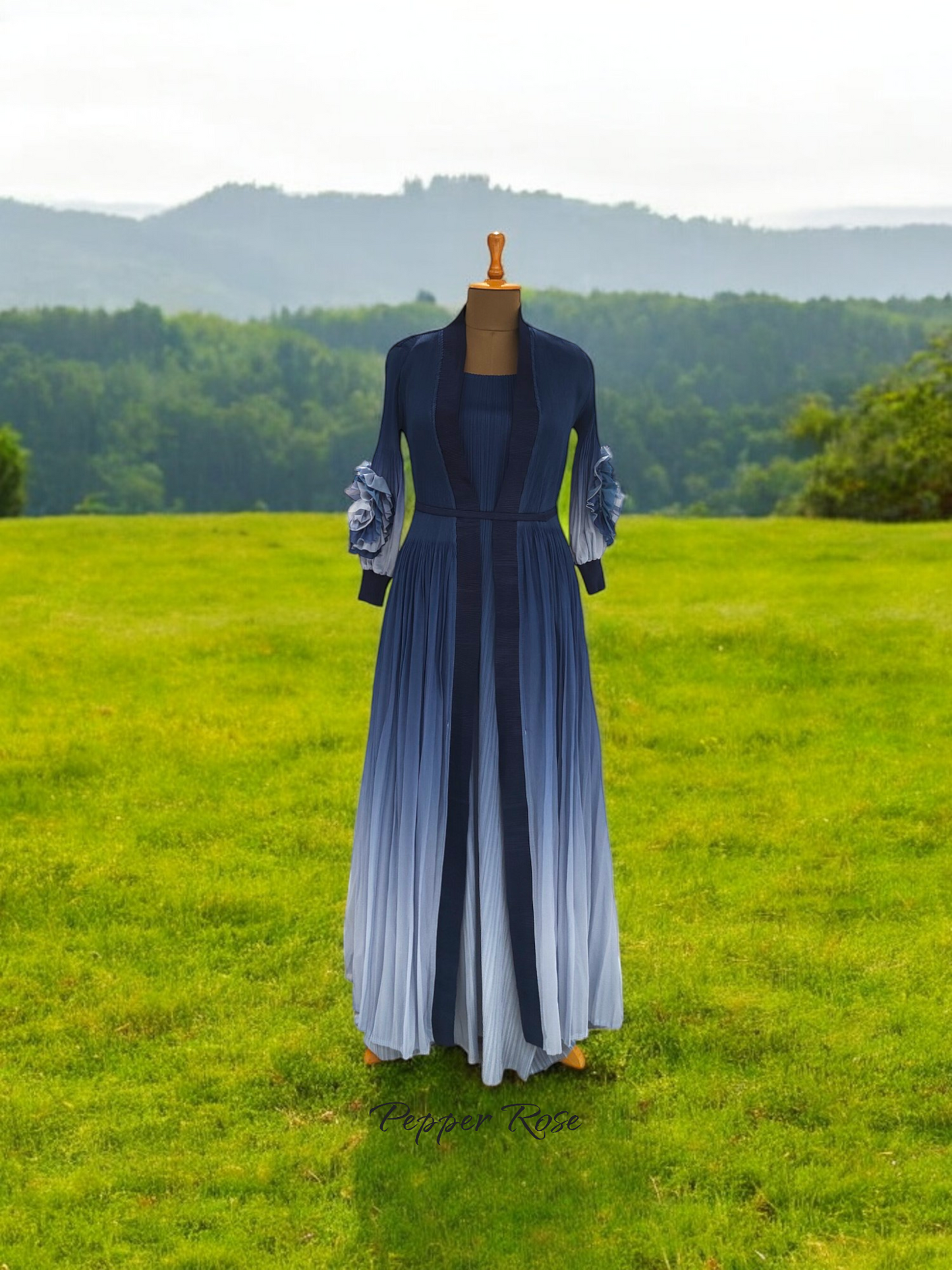 Miyake 2 piece coat and sleeveless pleated Dress - Navy blue