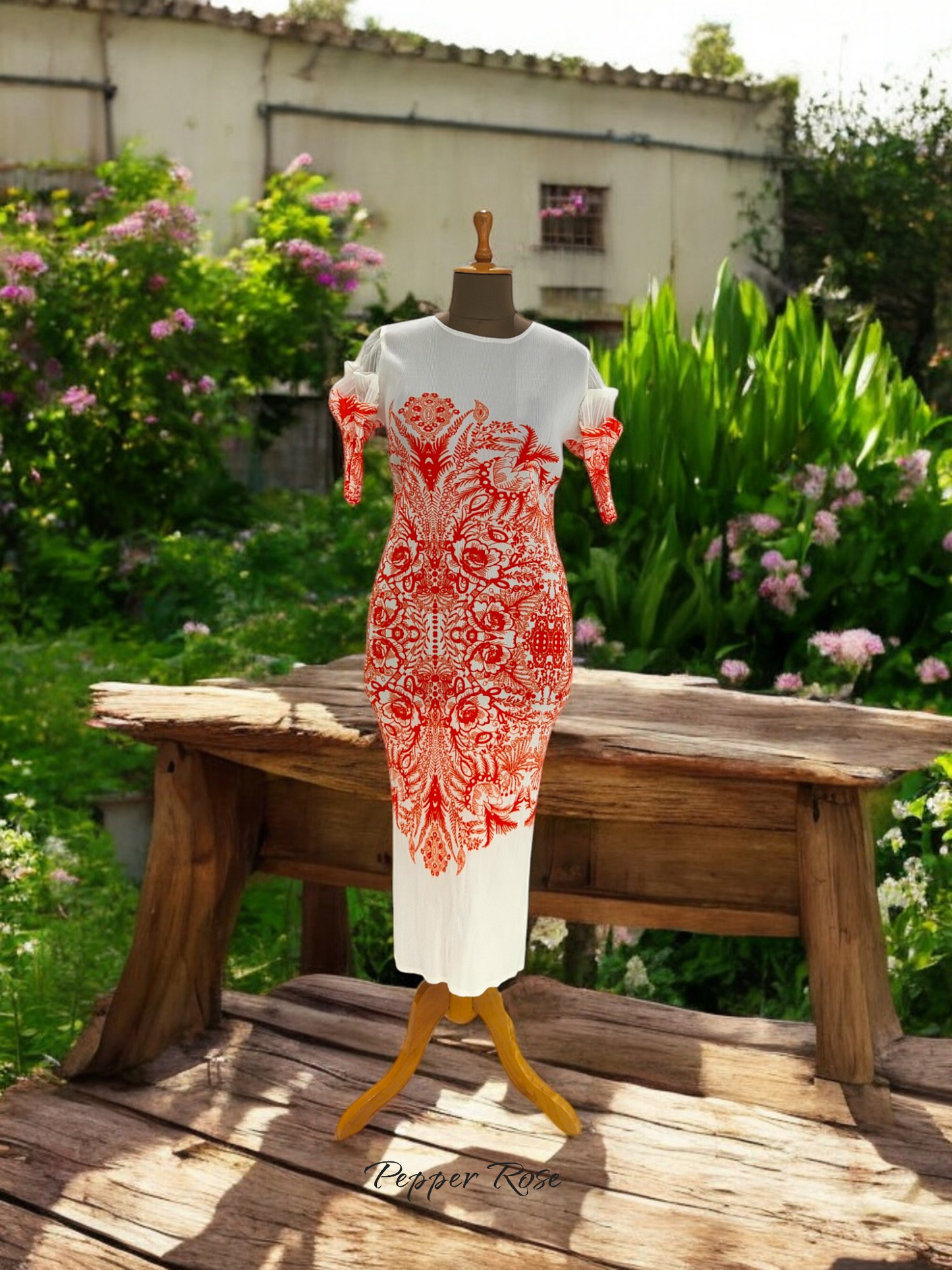 Miyake pleated printed bodycon Dress - White & Orange