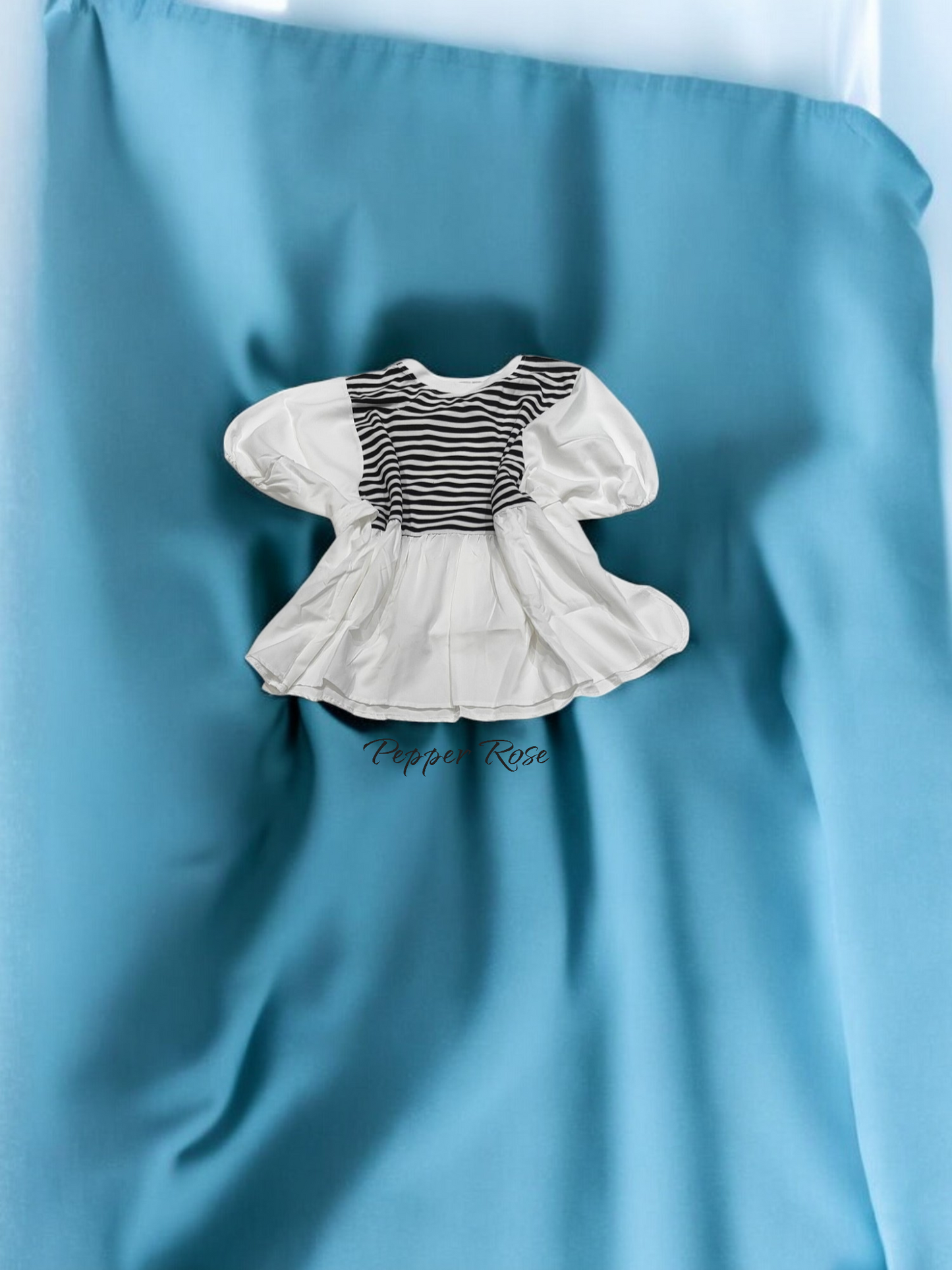 Hera Striped Top With Adjustable Strap - Black/White