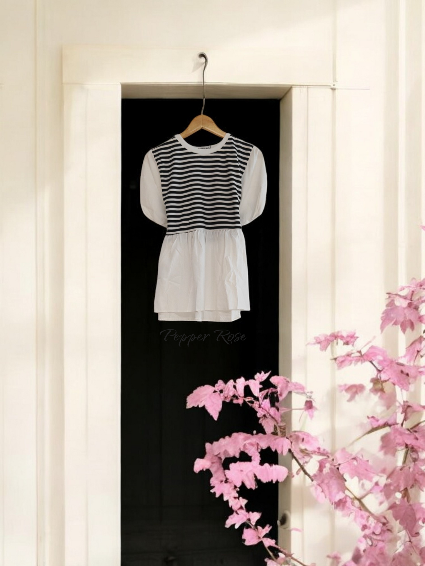 Hera Striped Top With Adjustable Strap - Black/White