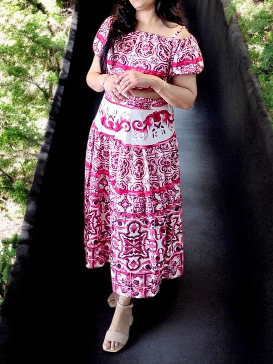 Amyra Floral Co-Ord Set with Crop Top & Skirt - Pink/White